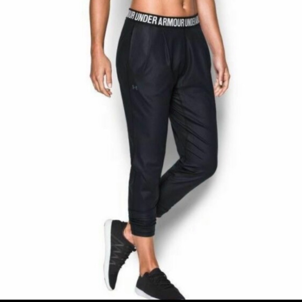 Under Armour Harem NWT size XS